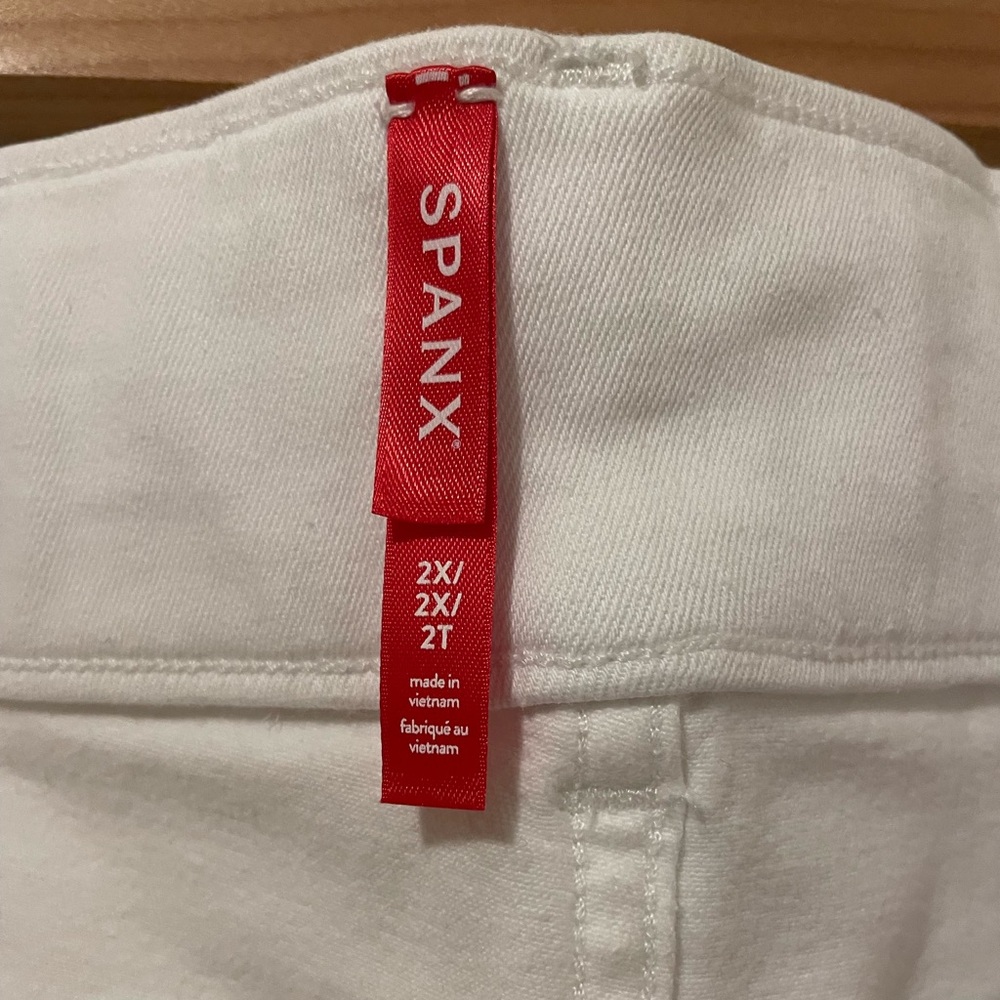 Spanx EveryWear Cropped Wide Leg Jeans with Patch Pockets, White 2X NWT - Picture 8 of 8